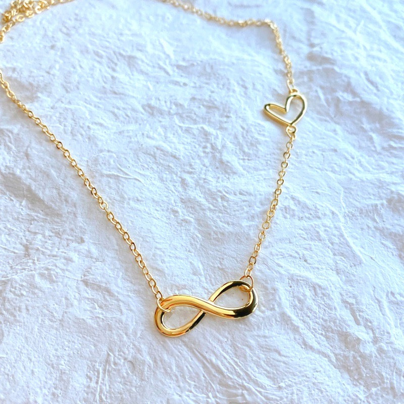 Cadena infinito corazón